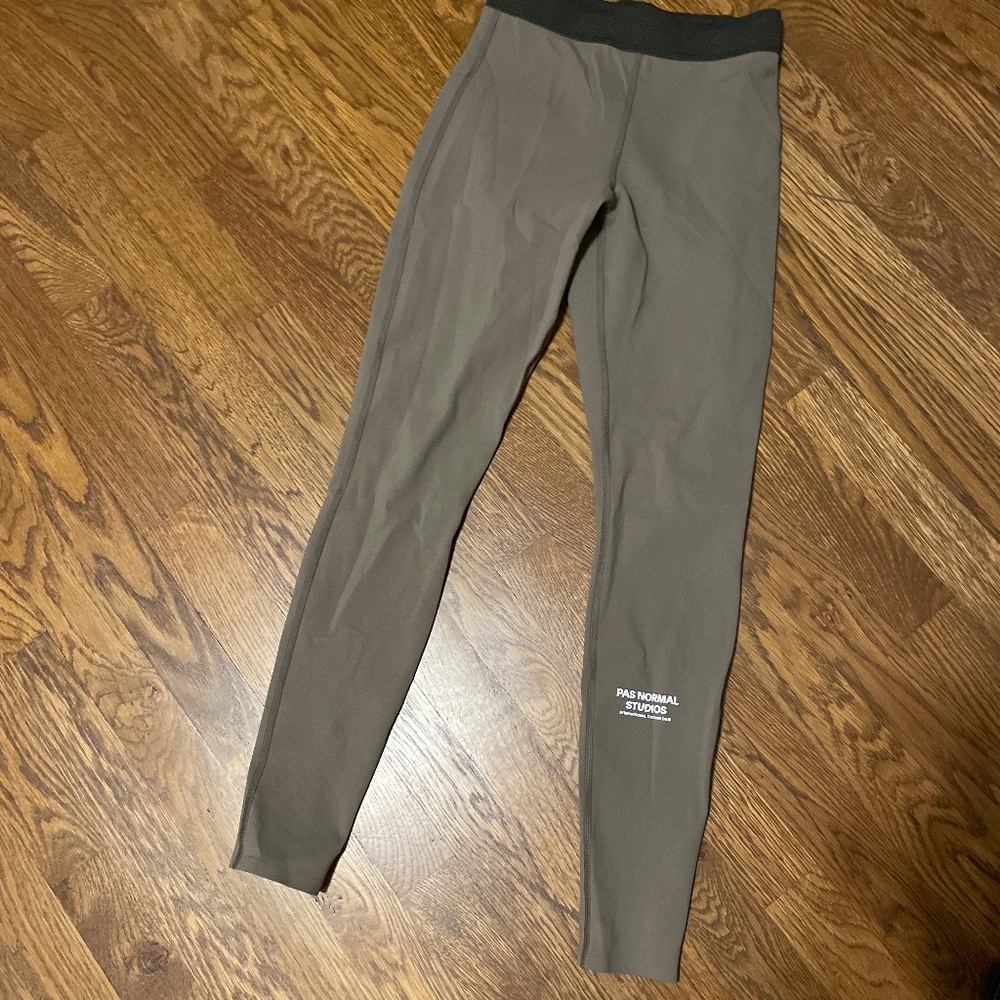 XXS Pas Normal Studios yoga/workout leggings
